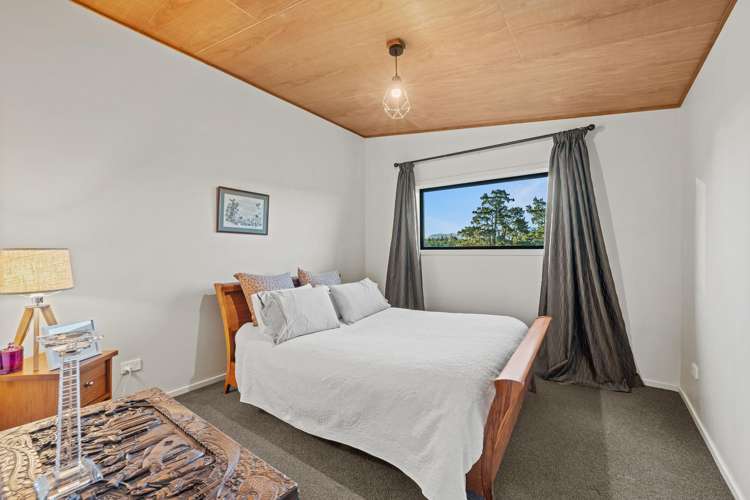 1591 Thongcaster Road Oxford_10