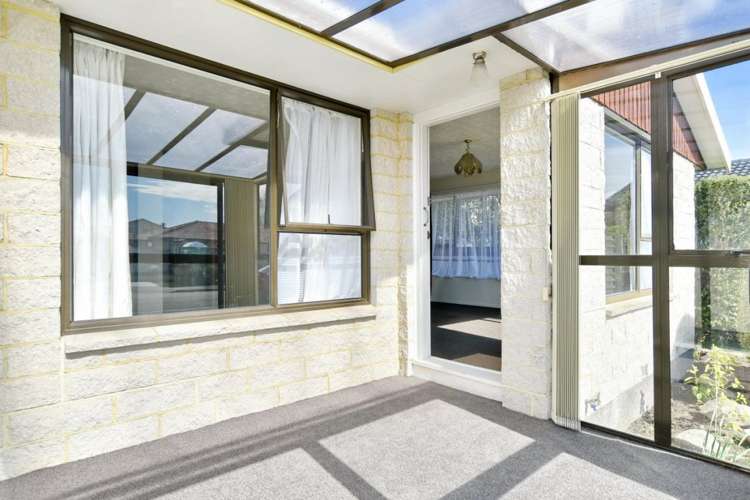 2/1 Mapledale Place Halswell_13