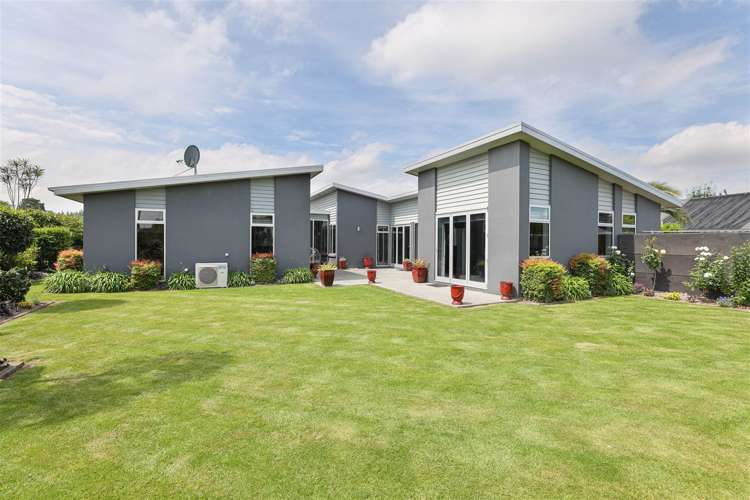 3 Westpark Close Allenton_18