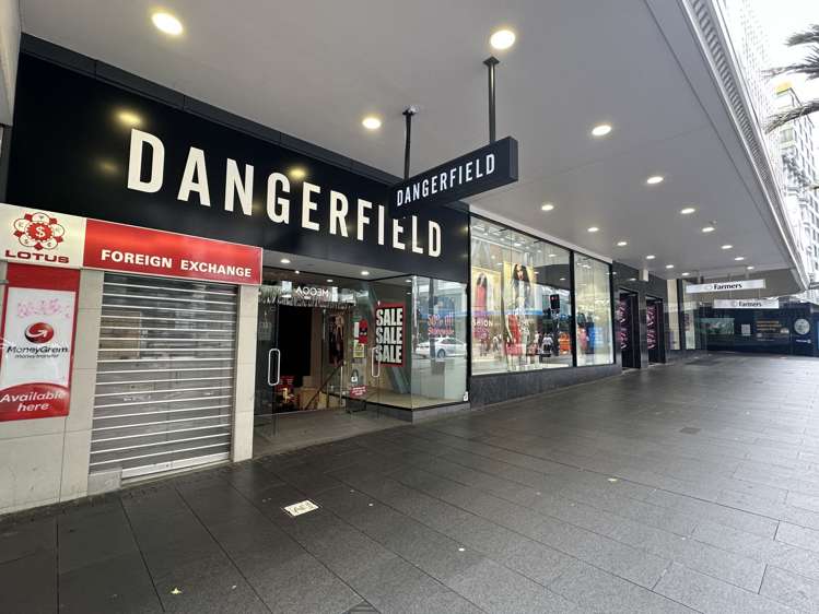 210 Queen Street Auckland Central_5