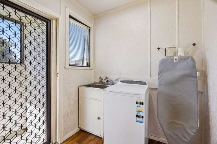 52 Potter Avenue Mt Roskill_20