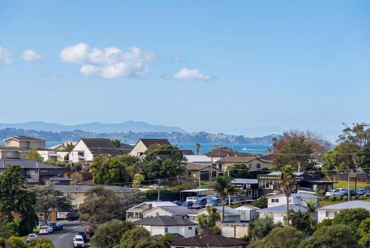 86 Crestview Place Browns Bay_2