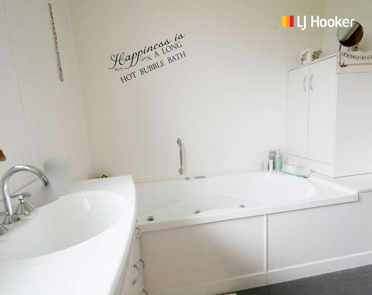 8 Roseness Street Palmerston_12