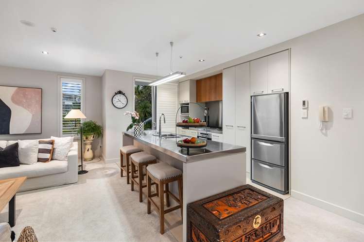 7 Little Compton Mews Snells Beach_8