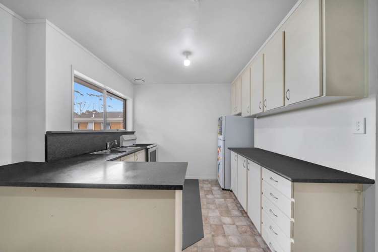 5/15a Oates Road Glen Eden_7