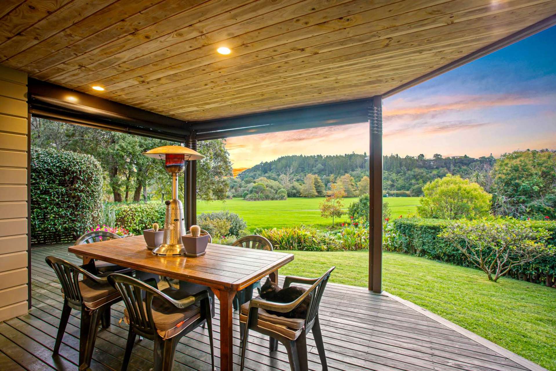 15a Taioma Crescent Te Atatu Peninsula_0