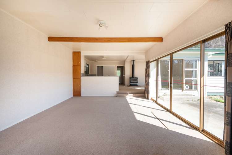 349 Whangamata Road Kinloch_7