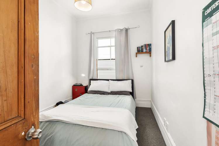 27 Nairn Street Mount Cook_6