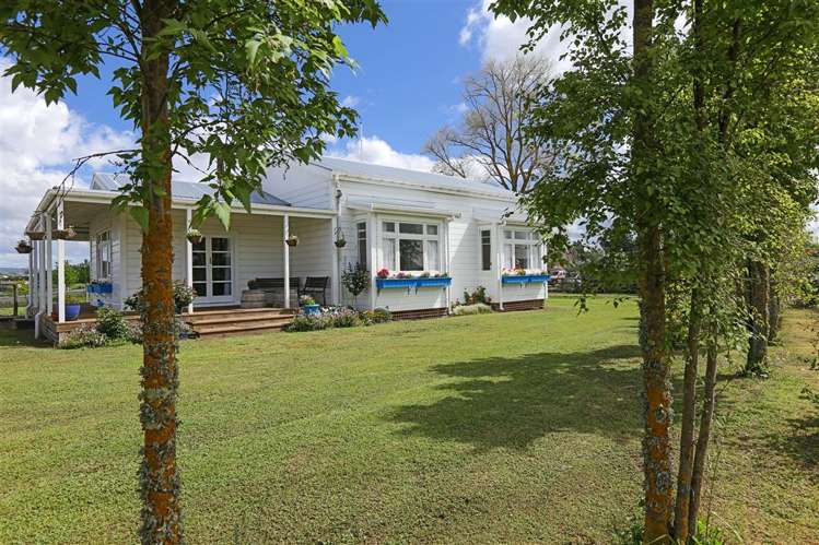 1706 Maraekakaho Road Bridge Pa_0