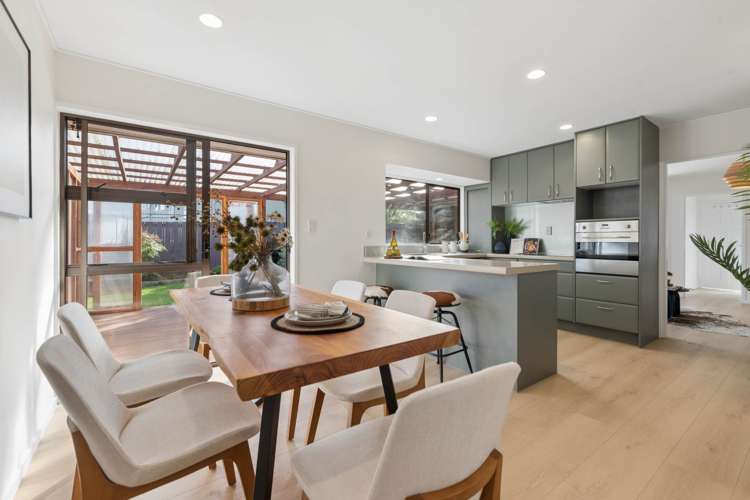 112 Mirrabooka Avenue Botany Downs_5