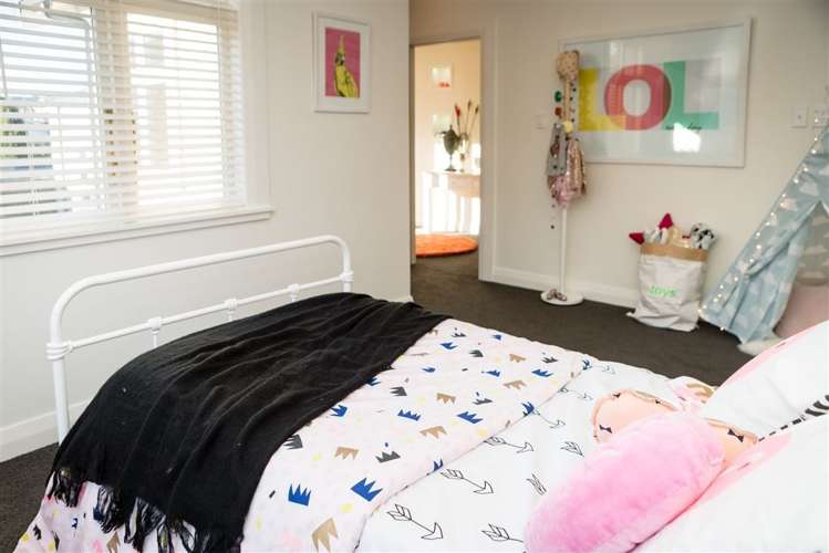 13 Moselle Street Island Bay_13