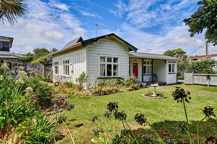 10 Lambley Road Titahi Bay_12