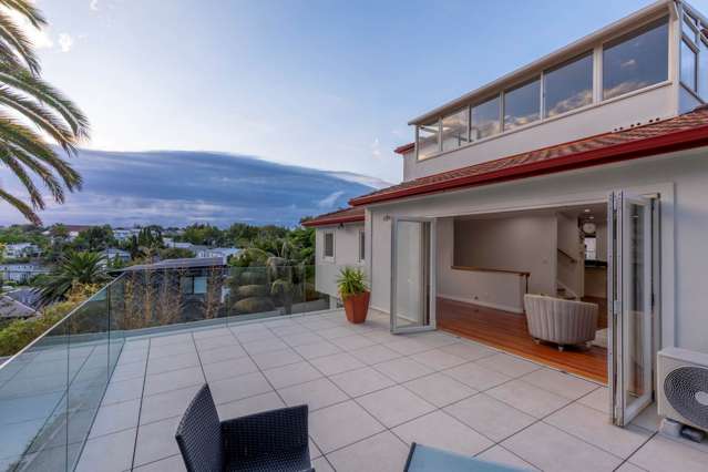 Spacious Remuera Living Without the Price Tag!