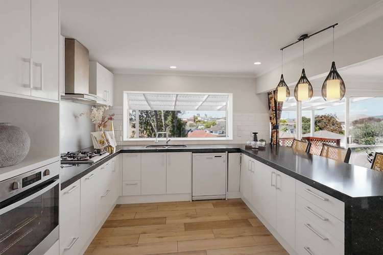 214 Whitford Road Shamrock Park_8