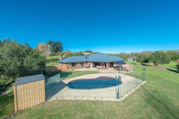 11 Genevieve Way Whatawhata_14