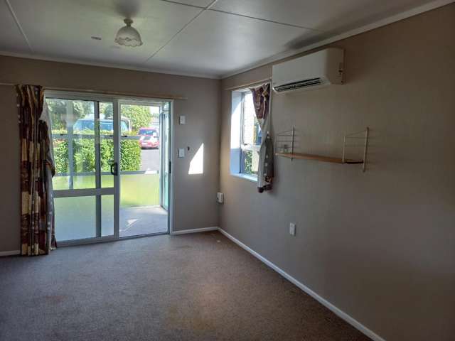 2/33 Page Street Stratford_3