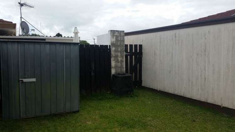 2/10 Wellington Street Papakura_6