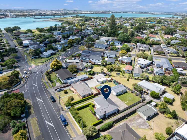 5 Wallace Road Mangere Bridge_20