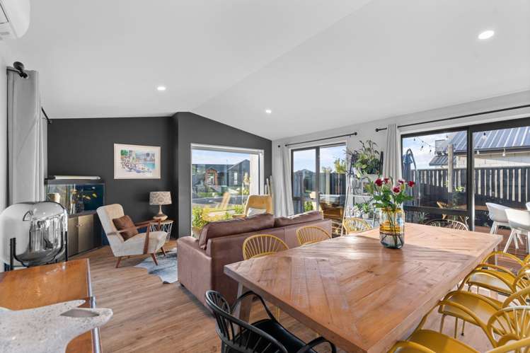 44 Candlesticks Crescent Lincoln_2