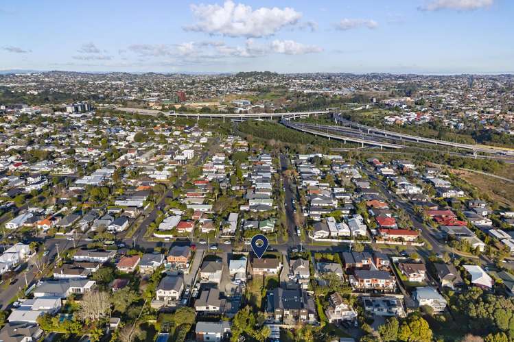 87 Walker Road Point Chevalier_17