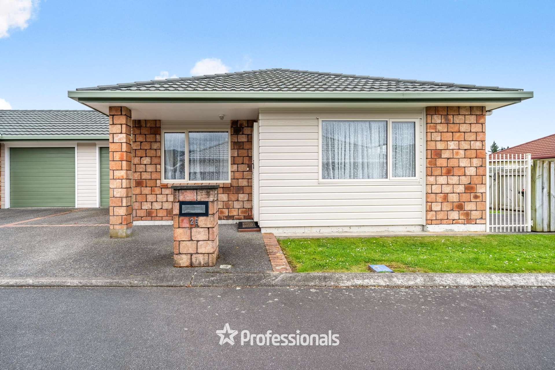 26 Woodland Mews Wainuiomata_0