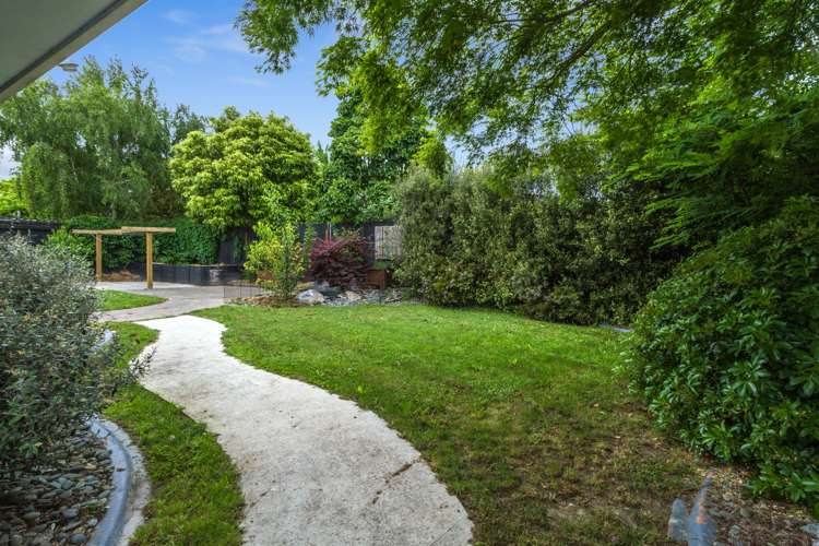 27 Arbor-Lea Avenue Richmond_16