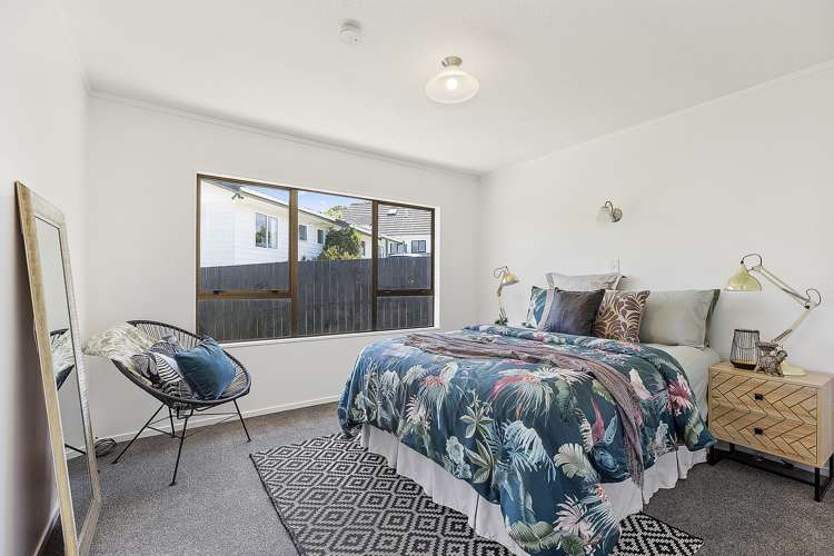 24 John Witton Drive Crofton Downs_8