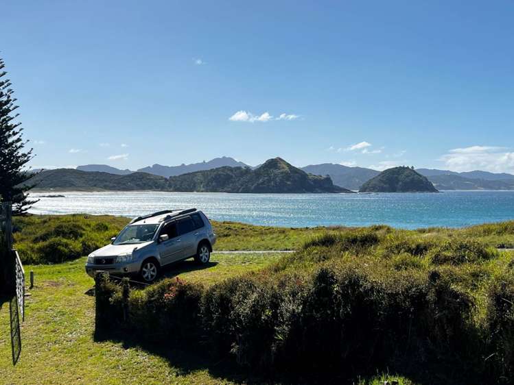 21 Sandhills Road Great Barrier Island_8