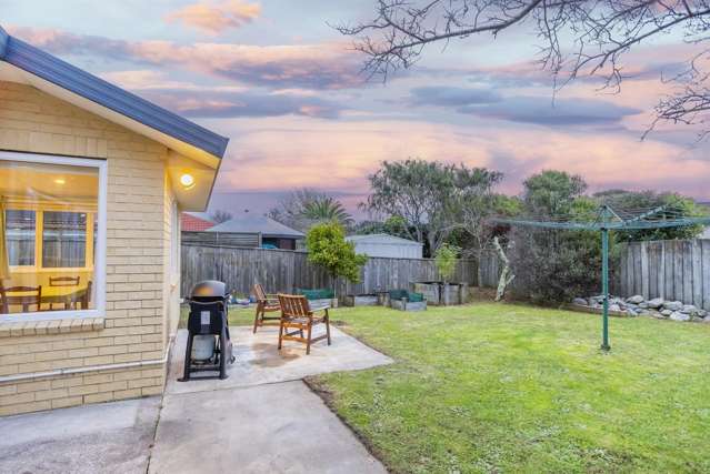 63 Cedar Drive Paraparaumu Beach_1