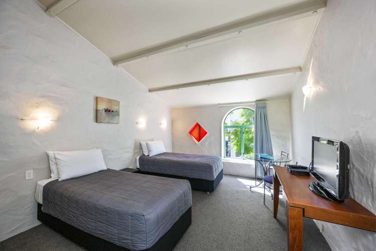 222 Green Lane West Epsom_7