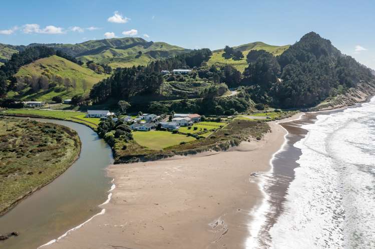 44g Mataikona Road Tinui_15