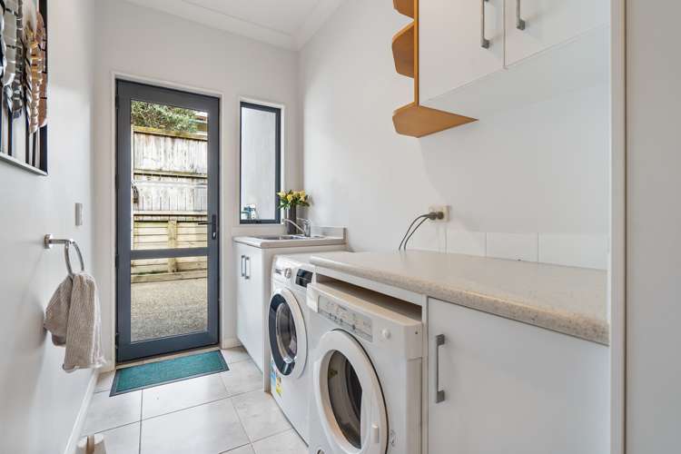 33 Pine Harbour Parade Beachlands_14