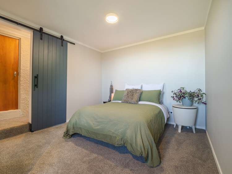 51 Stephen Street Halfway Bush_15