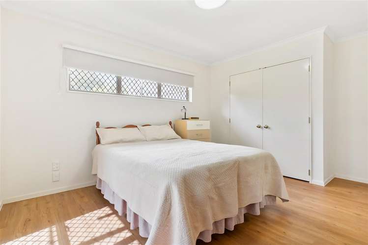 26 Medvale Avenue Flat Bush_7