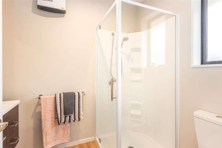 6 Maclaren Road Wigram_23