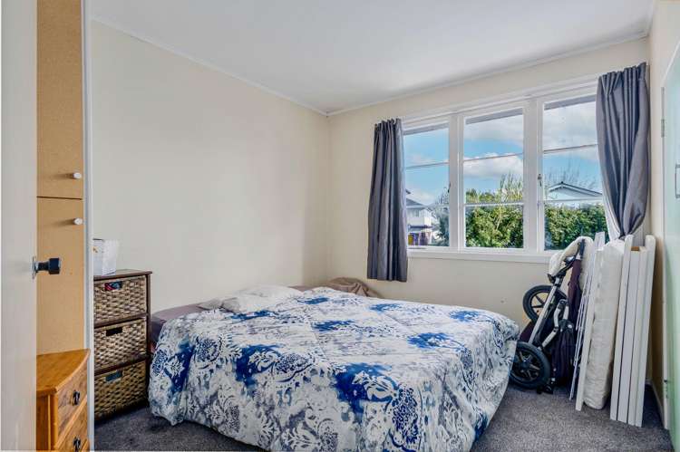 26 Kirrie Avenue Te Atatu South_9