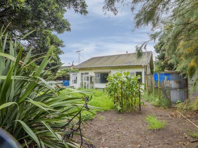 82 Moana Street Otaki Beach_1