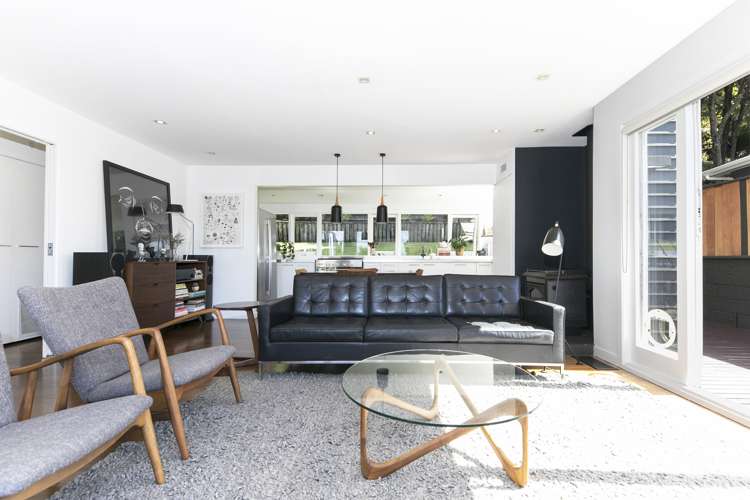 86 Takahe Road Titirangi_6