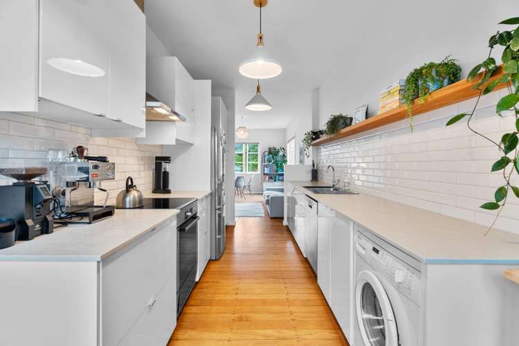 37 McCullough Avenue Three Kings_6