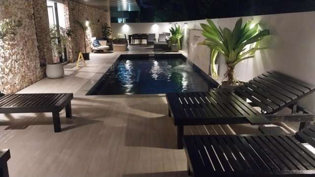 Address withheld Wailoaloa Beach_2