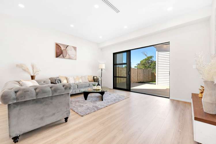 68 Koromeke Street Flat Bush_9