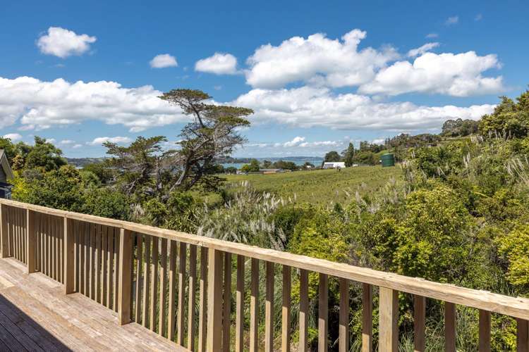 33 Tahatai Road Oneroa_2