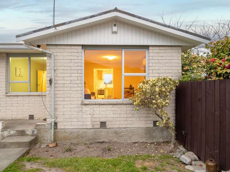 1/125 Prestons Road Redwood_22