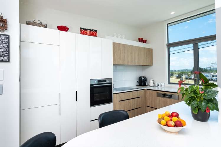 82b Meeanee Quay Westshore_7