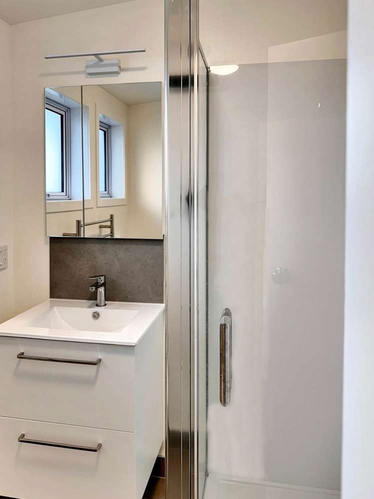 2/6a Adrienne Place Onehunga_9