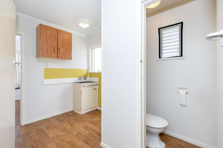 33a Scott Avenue Hamilton East_7