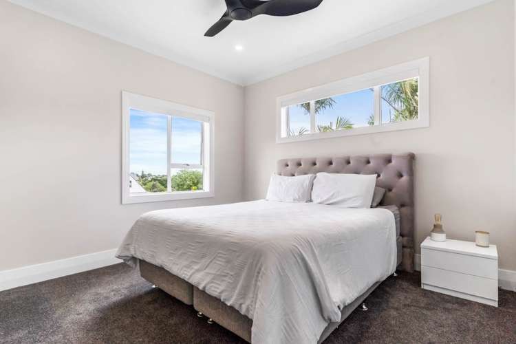 7 Polkinghorne Drive Manly_11