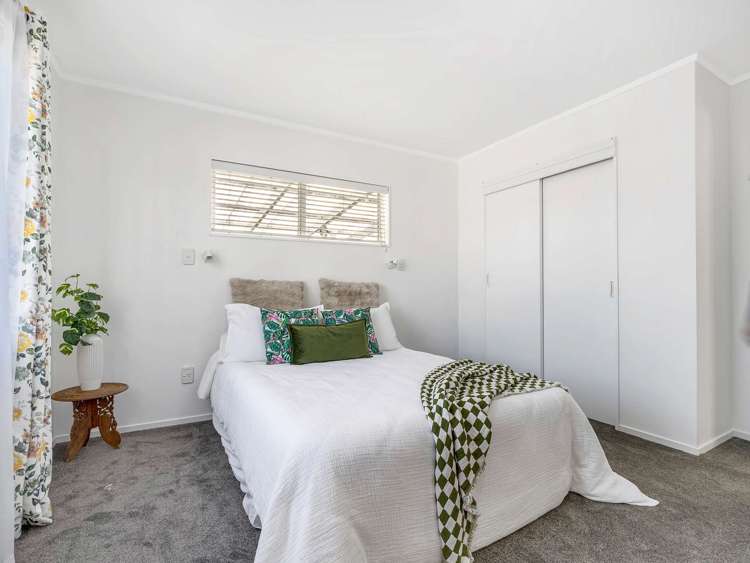 15 May Road Mangakakahi_23