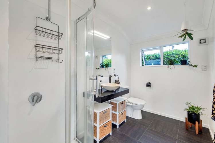 2 James Place Opaheke_9