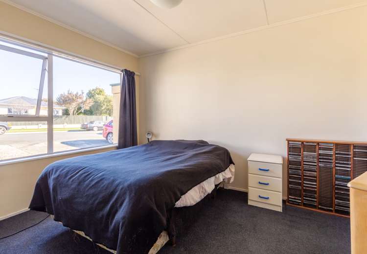 1 Maitland Avenue Stoke_11